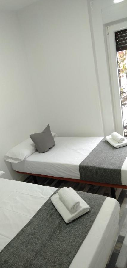 Hostal Noche Y Dia Madrid Ngoại thất bức ảnh