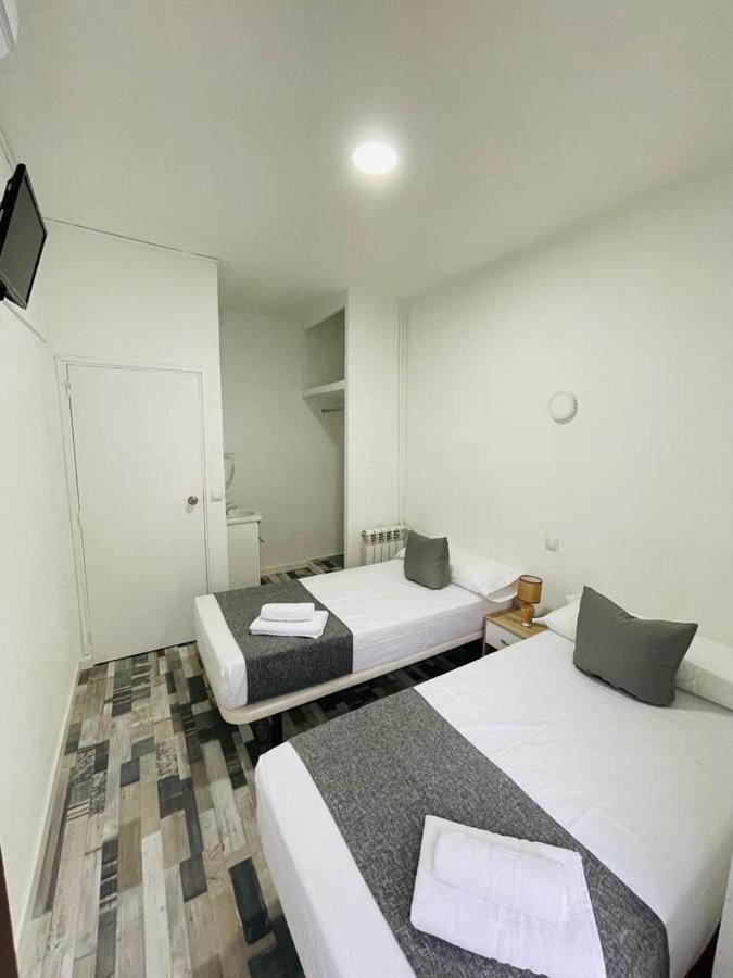 Hostal Noche Y Dia Madrid Ngoại thất bức ảnh