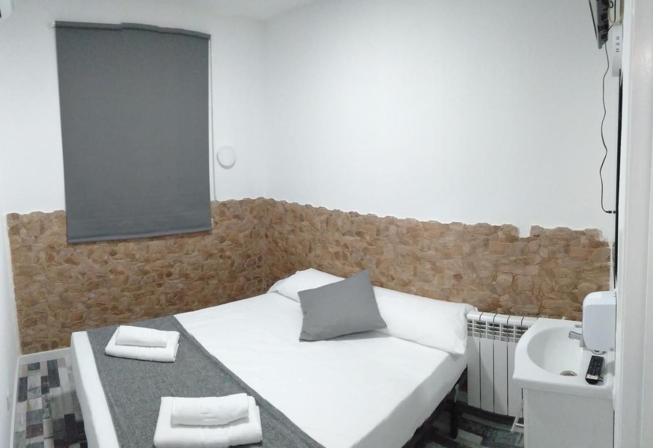 Hostal Noche Y Dia Madrid Ngoại thất bức ảnh
