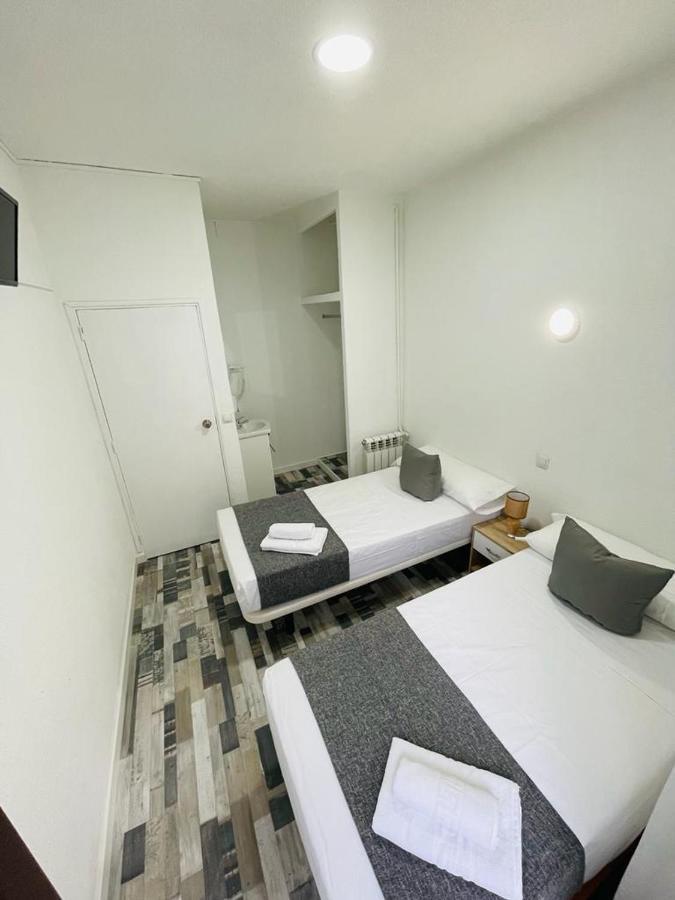 Hostal Noche Y Dia Madrid Ngoại thất bức ảnh