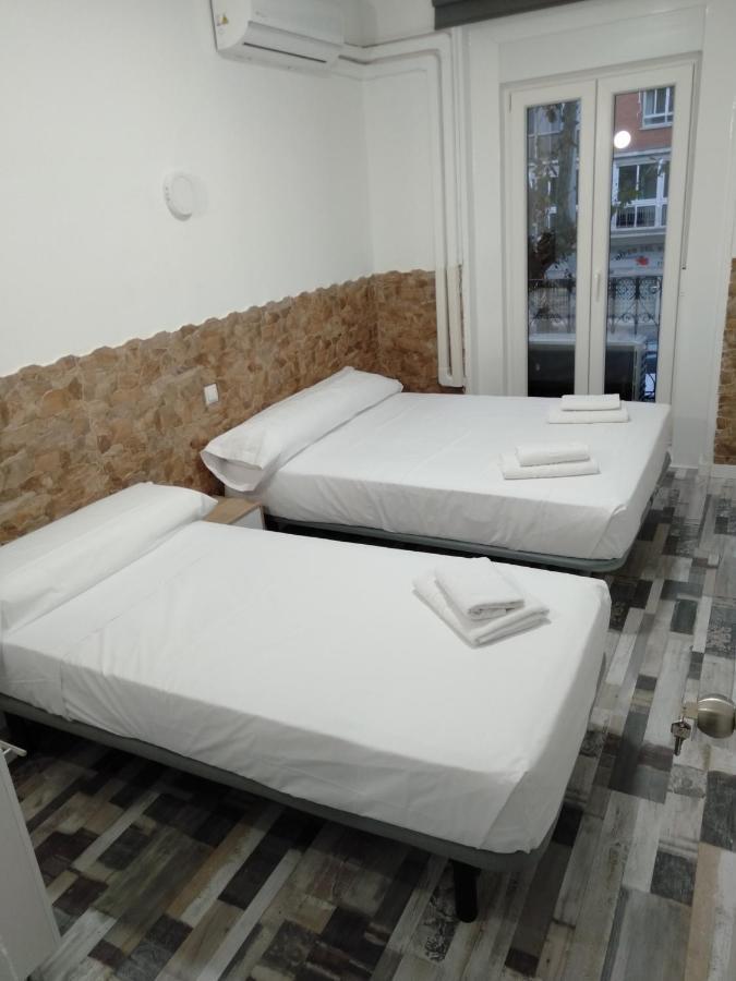 Hostal Noche Y Dia Madrid Ngoại thất bức ảnh